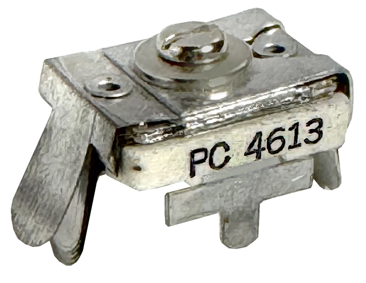 330 - 1200 pF ARCO PC Mount Compression Trimmer Capacitor