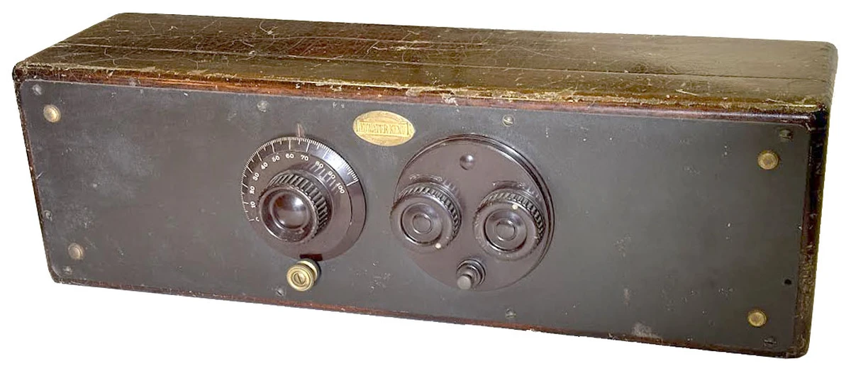 Atwater Kent Model 30 - 6 Tube Receiver | Surplus Sales of Nebraska