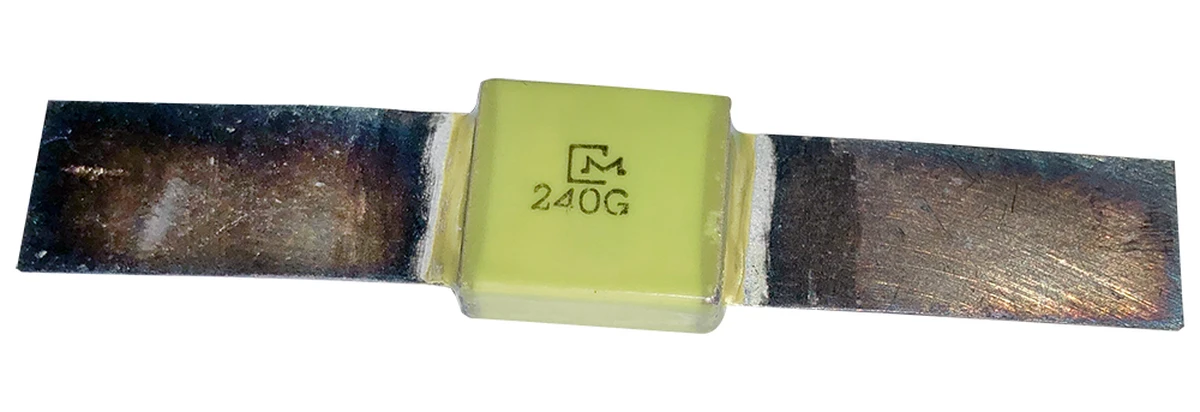 stripline capacitor