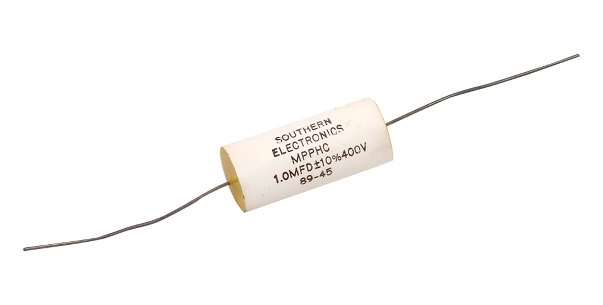 1 µF 400v ±10% Non−Polarized Plastic Capacitor