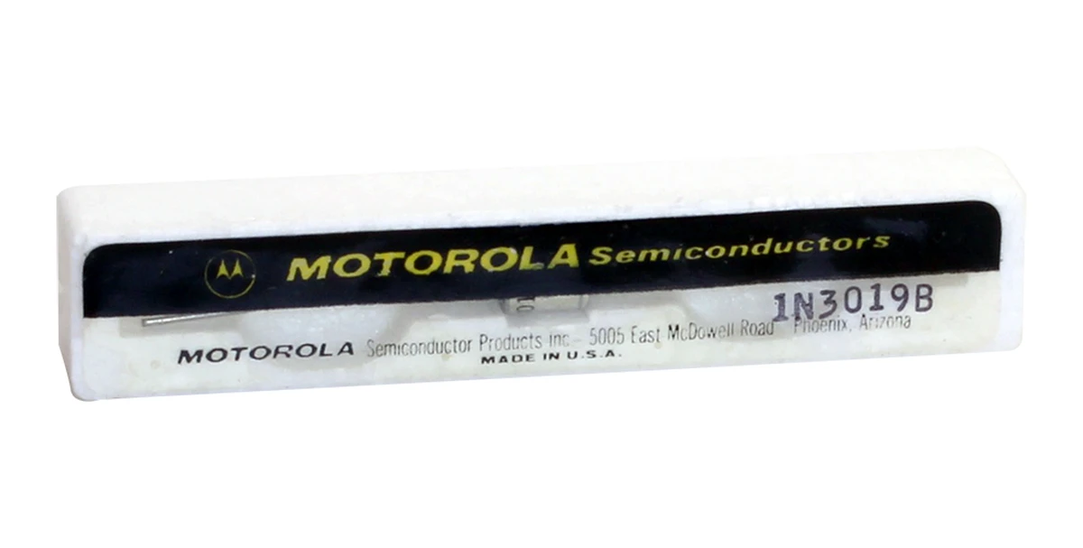 Motorola Zener Diode, Hermetically sealed, Case type DO−13, 9.1v, 1w, New!,