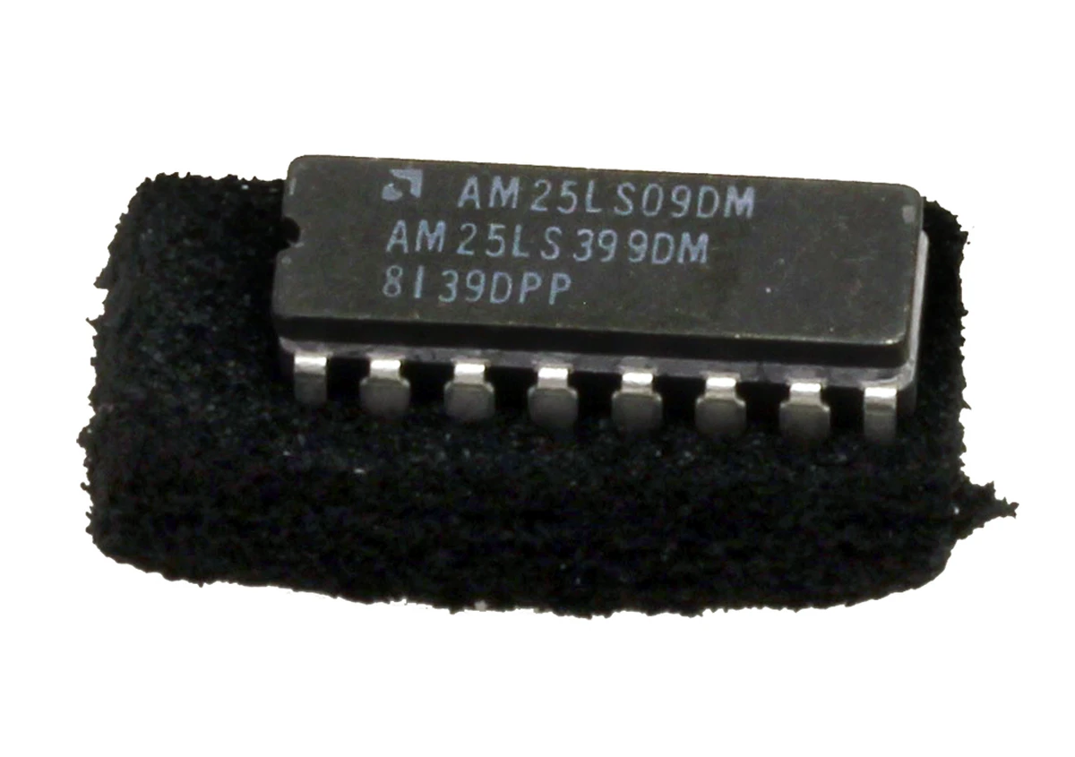 AMD 16p DIP, DC: 8139,