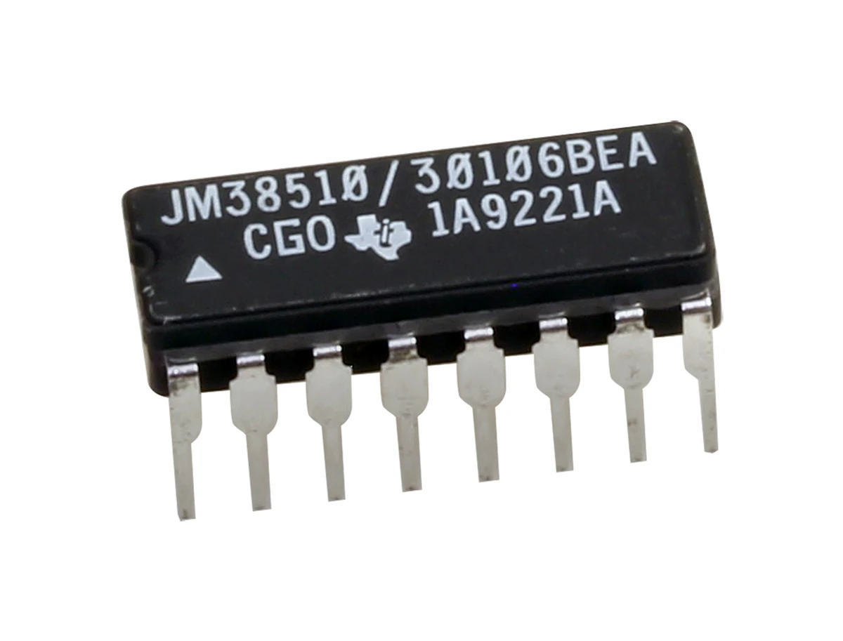 TI 16p DIP, DC: 9221,