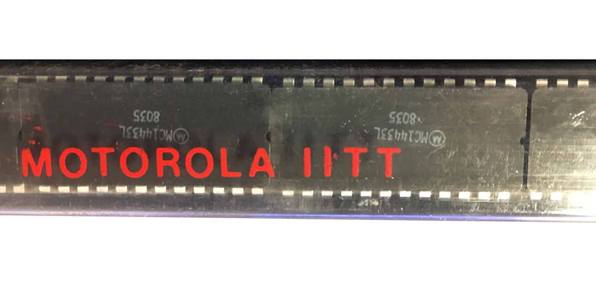 motorola 24-pin dip, cmos 3.5 digit