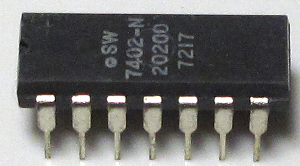 Stewart Warner, Quad 2−input positive nor gate, 14 pin, DIP, DC−7217,