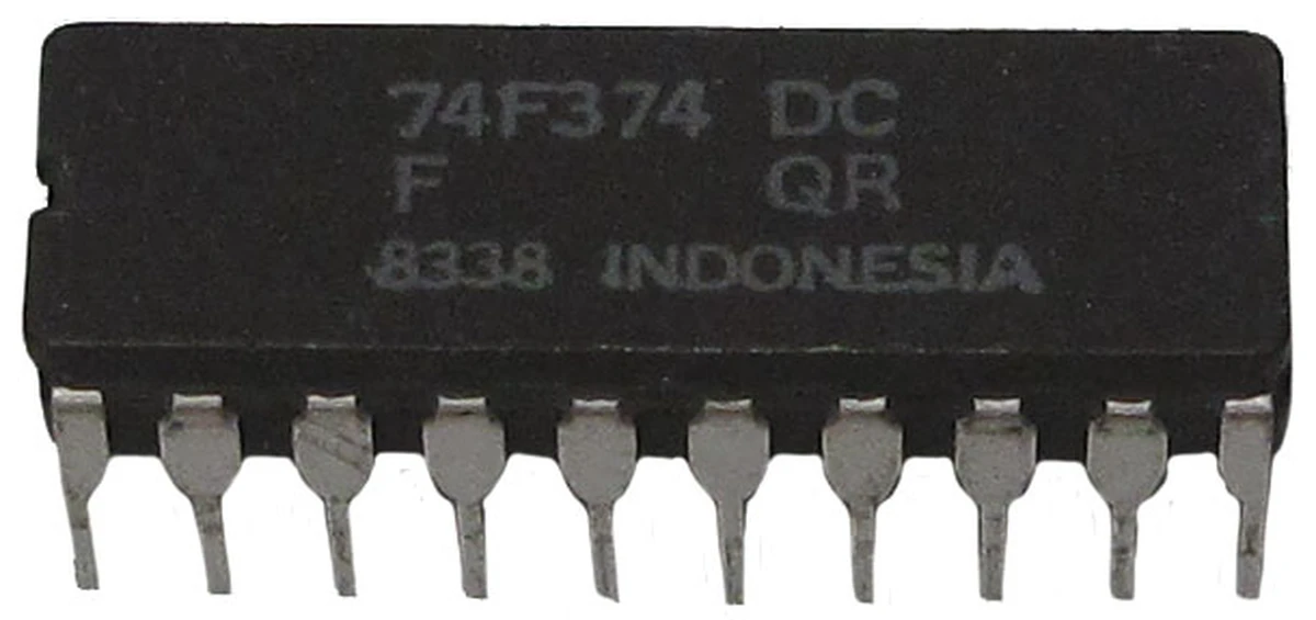 Fairchild 20 pin DIP, Ceramic, DC 8338.