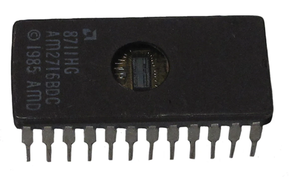 **Special Pricing** AAMD, Eprom, 24 pin, DIP, DC: 8711,