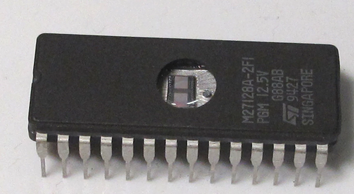 st eprom, 12.5v, 128k