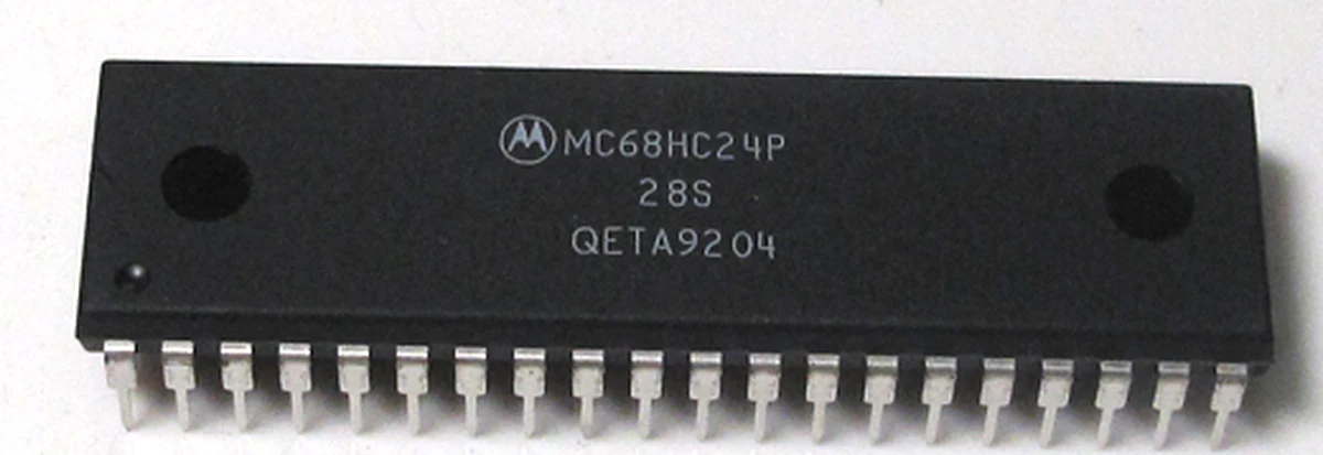 Motorola 40 Pin DIP, DC: 9204,