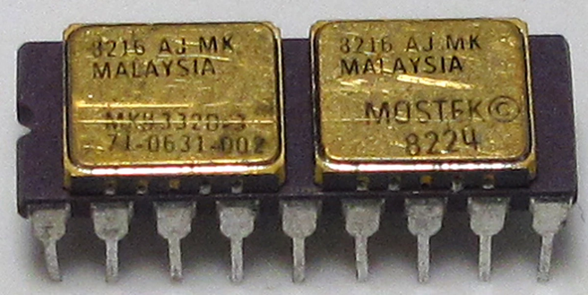 Mostek Dual 4116, 18 pin DIP, Gold, DC82