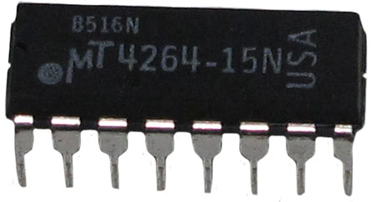 Micron 64k x 1 DRAM, 16 pin DIP, DC:85 −