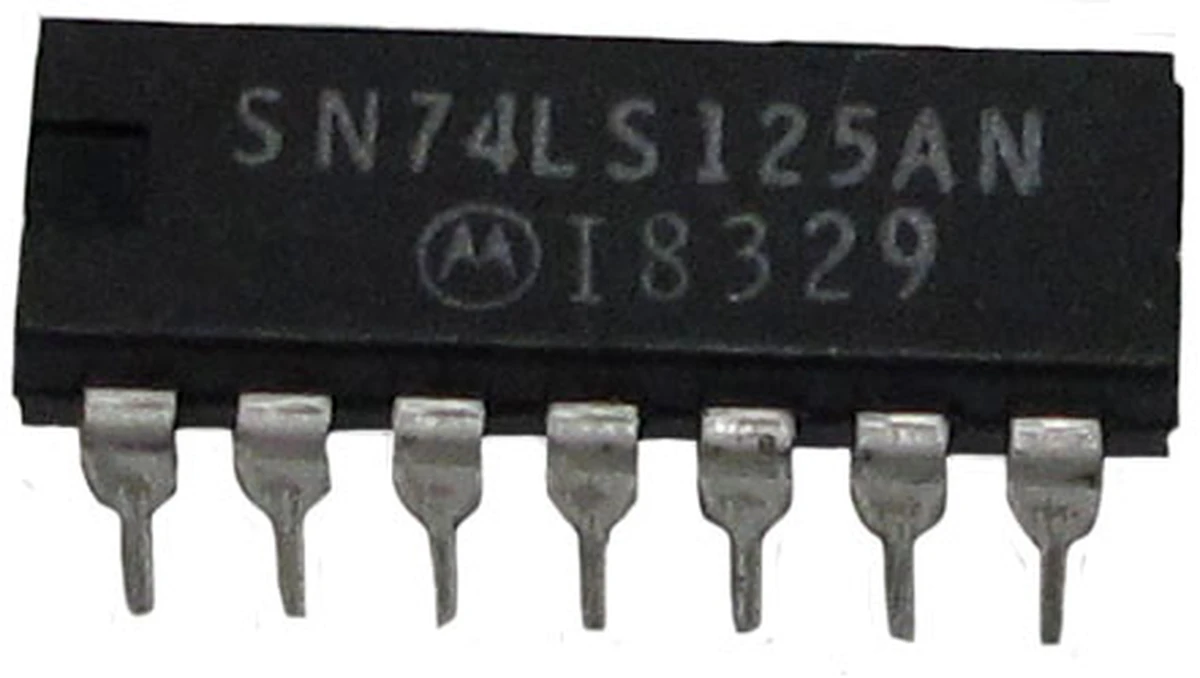 Motorola quad bus buffer, 14 pin DIP DC:8329 −